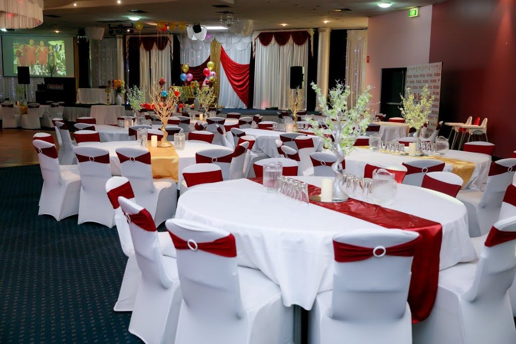 Party rounded Chairs & Tables